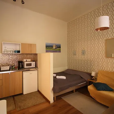 Apartman Near Blaha Lujza Square